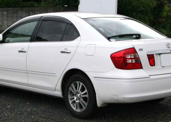 toyota-premio в аренду