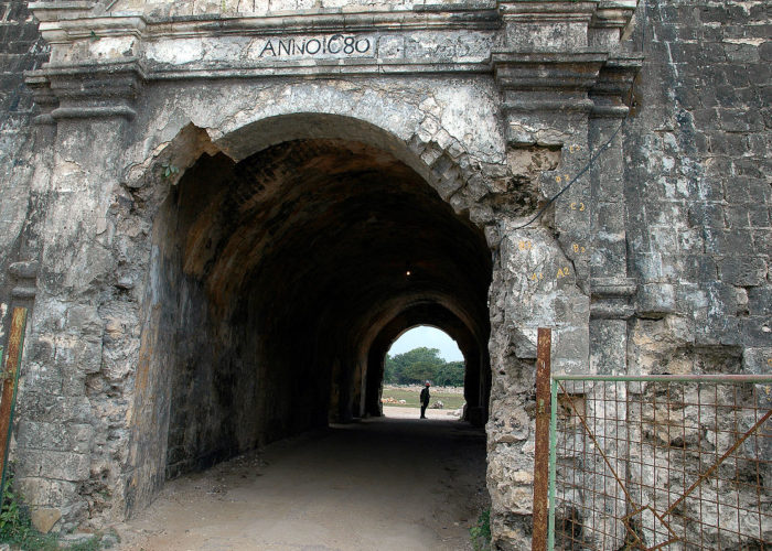 Jaffna_Fort_entrance