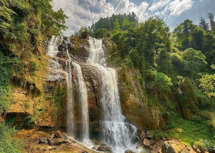 Ramboda waterfall